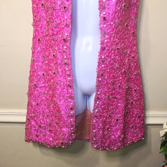 Vintage 1960-70 Barbie Pink Raw Silk Hand Beaded/Jeweled Cocktail, Hostess Vest - Picture 3 of 13